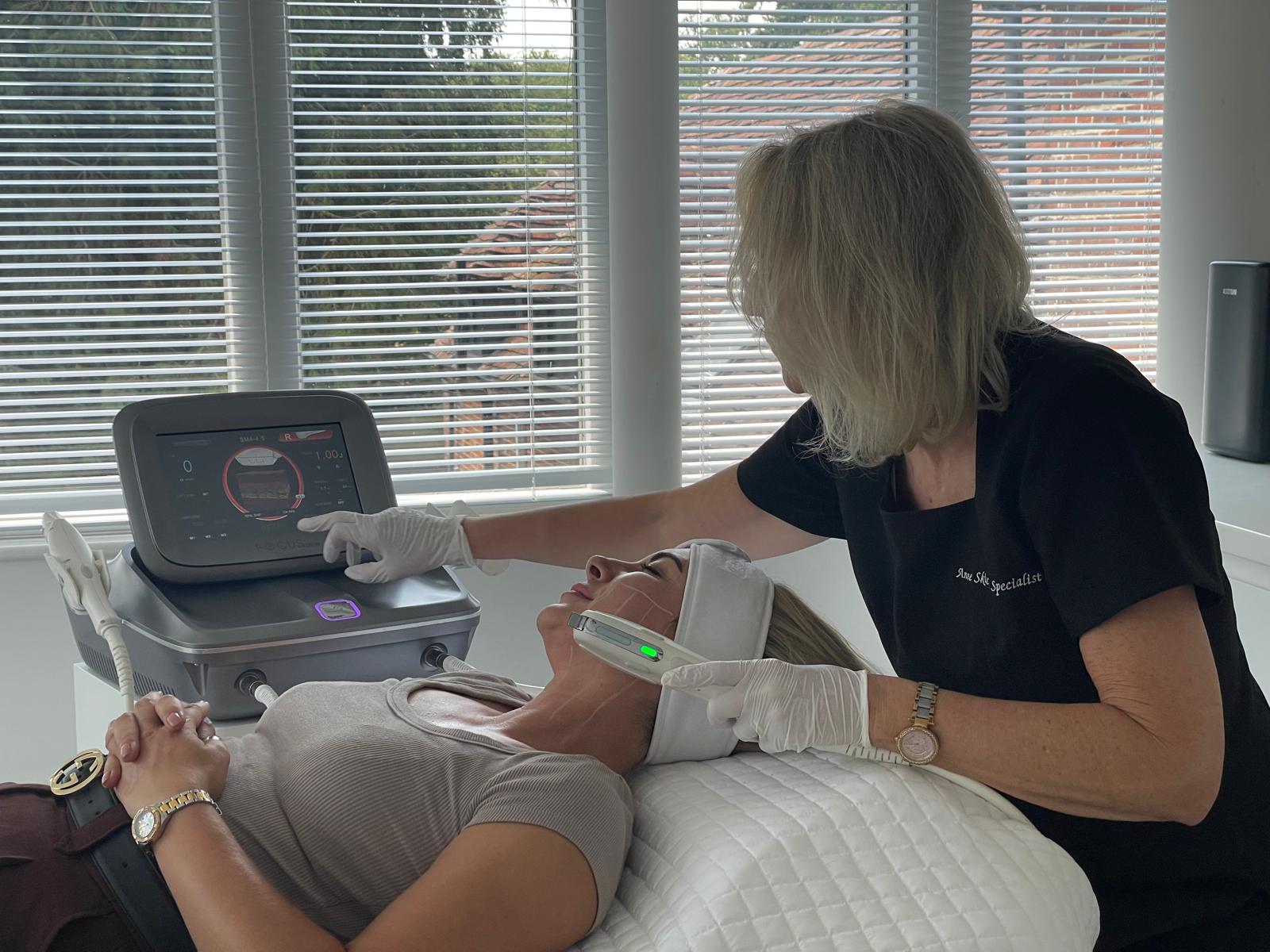 Anne preparing the skin for a HIFU treatment with the Lynton Focus Dual at Lumos Skin, Basingstoke